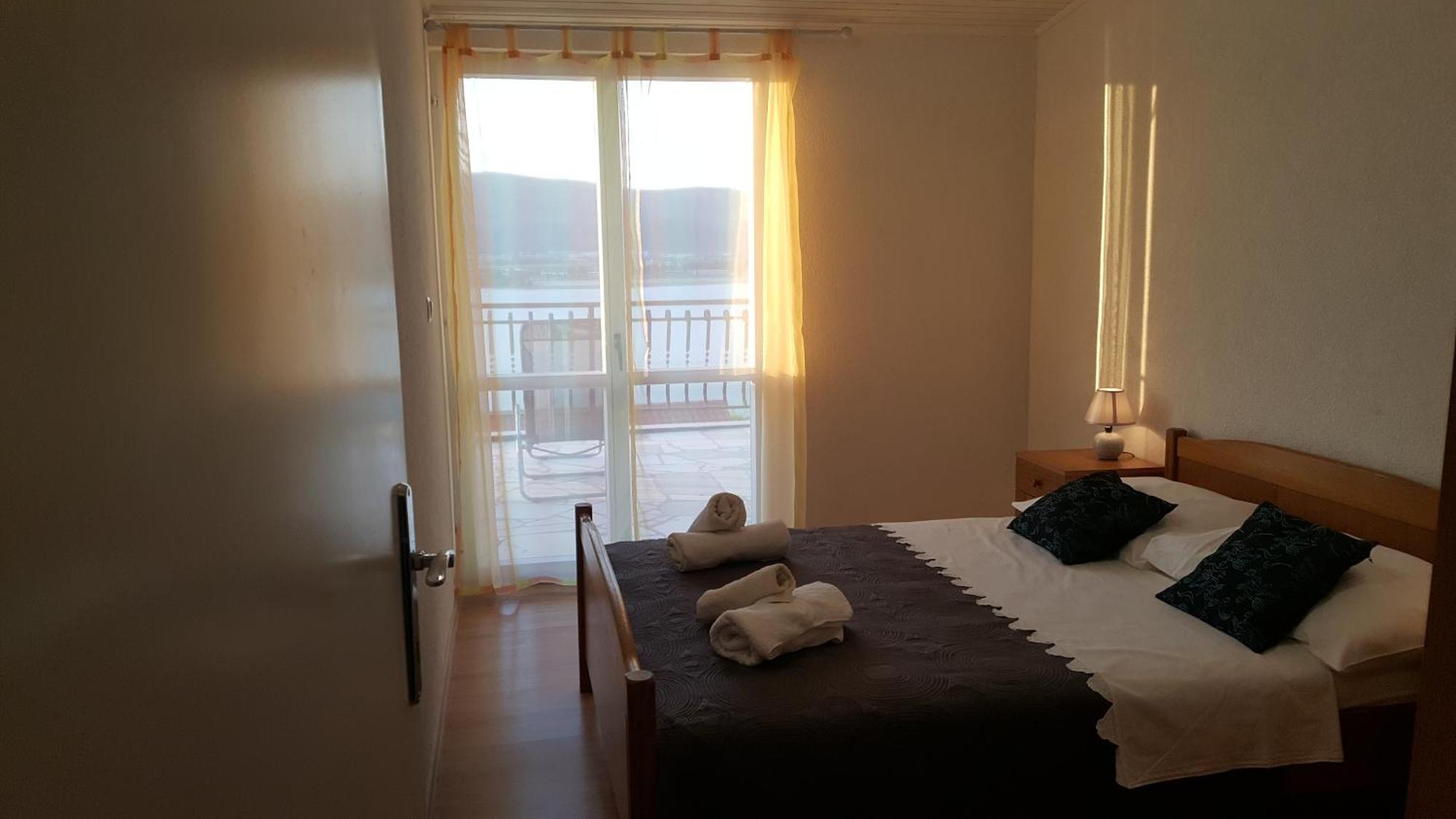 Apartments Zuzul - Trogir Bilik gambar