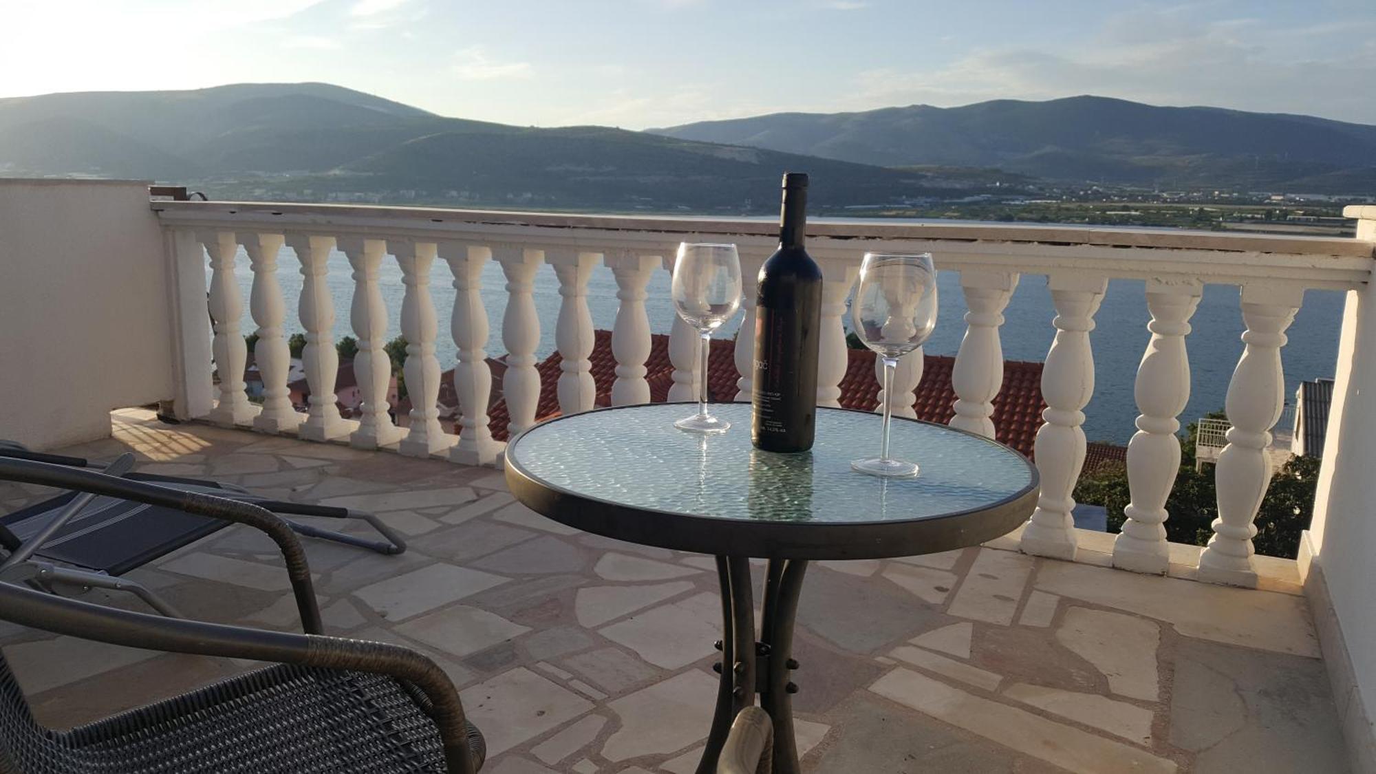 Apartments Zuzul - Trogir Bilik gambar