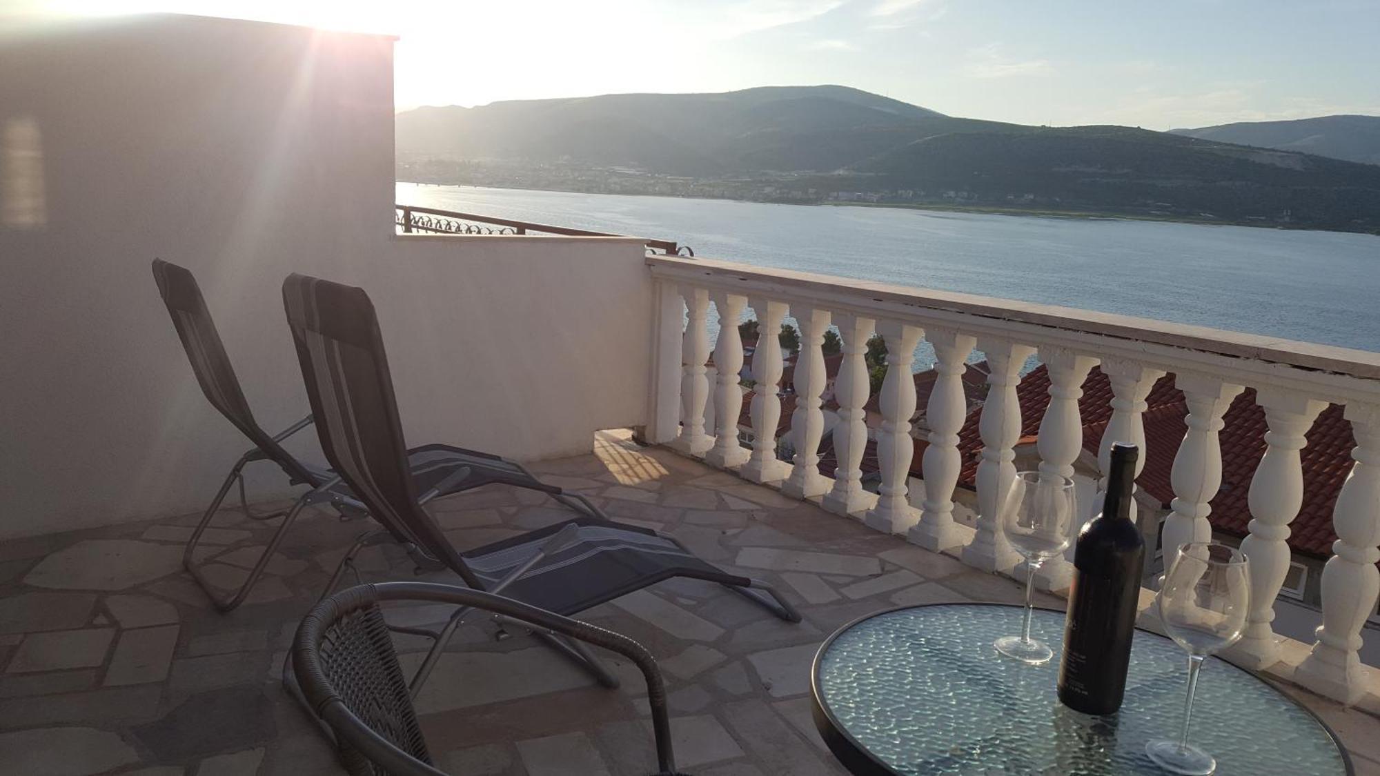 Apartments Zuzul - Trogir Bilik gambar